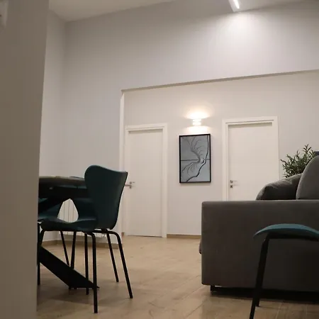 Ioletta House Apartment *