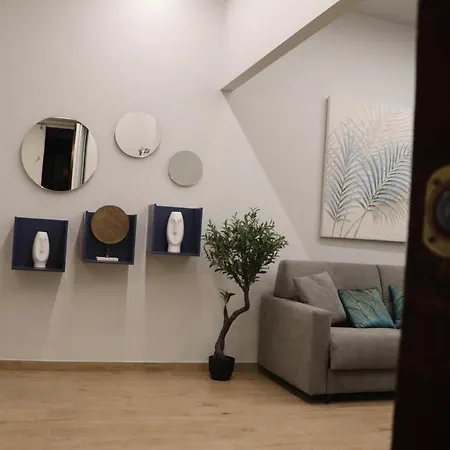 Ioletta House *