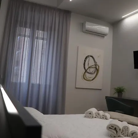 Apartment Ioletta House *