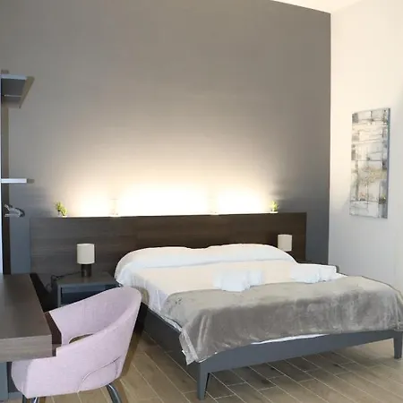 Ioletta House Apartment